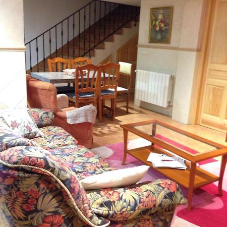 Apartamento Rural La Muralla De Pedraza Chavida Exteriör bild