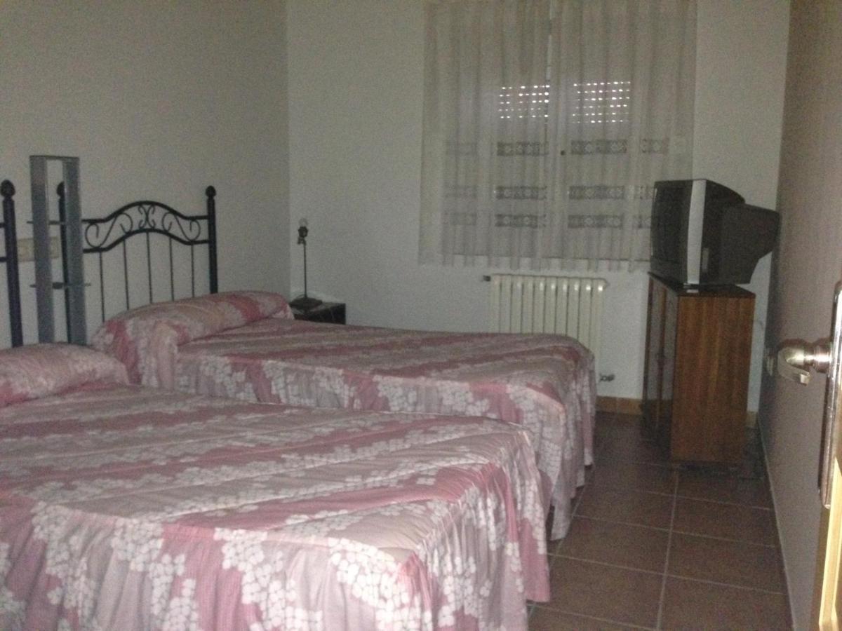 Apartamento Rural La Muralla De Pedraza Chavida Exteriör bild